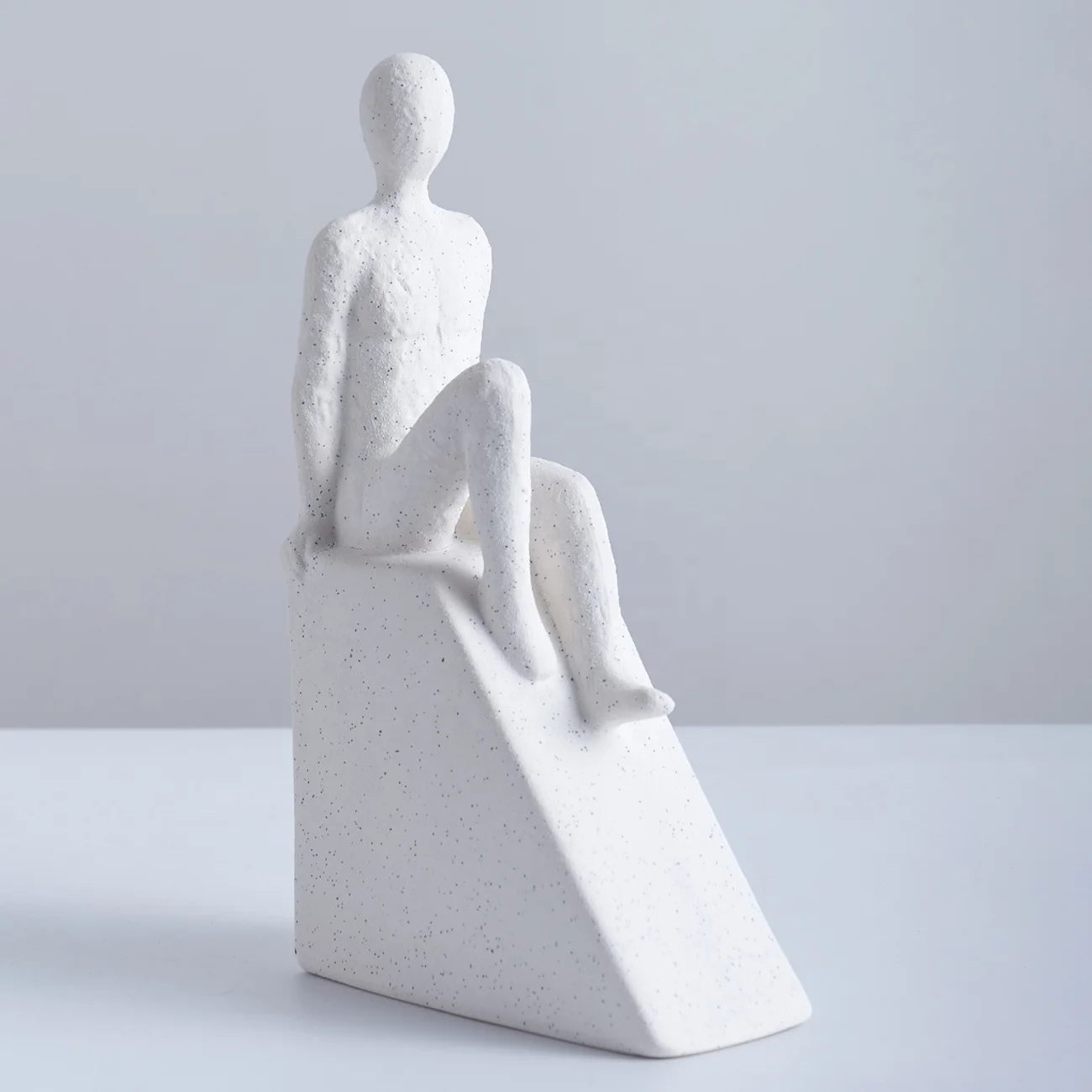 Home living room interior design sculptureceramic tabletop decoration Nordic minimalist modernist