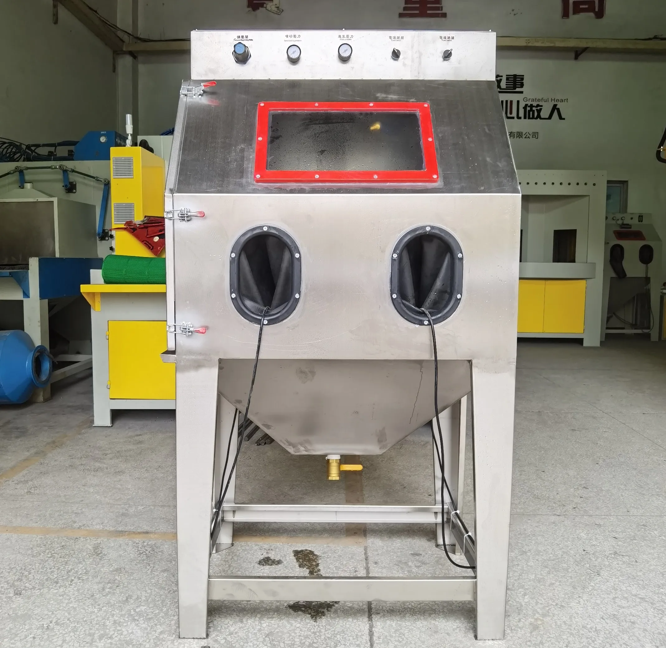 9060 type vapor blaster, wet sandblasting cabinet