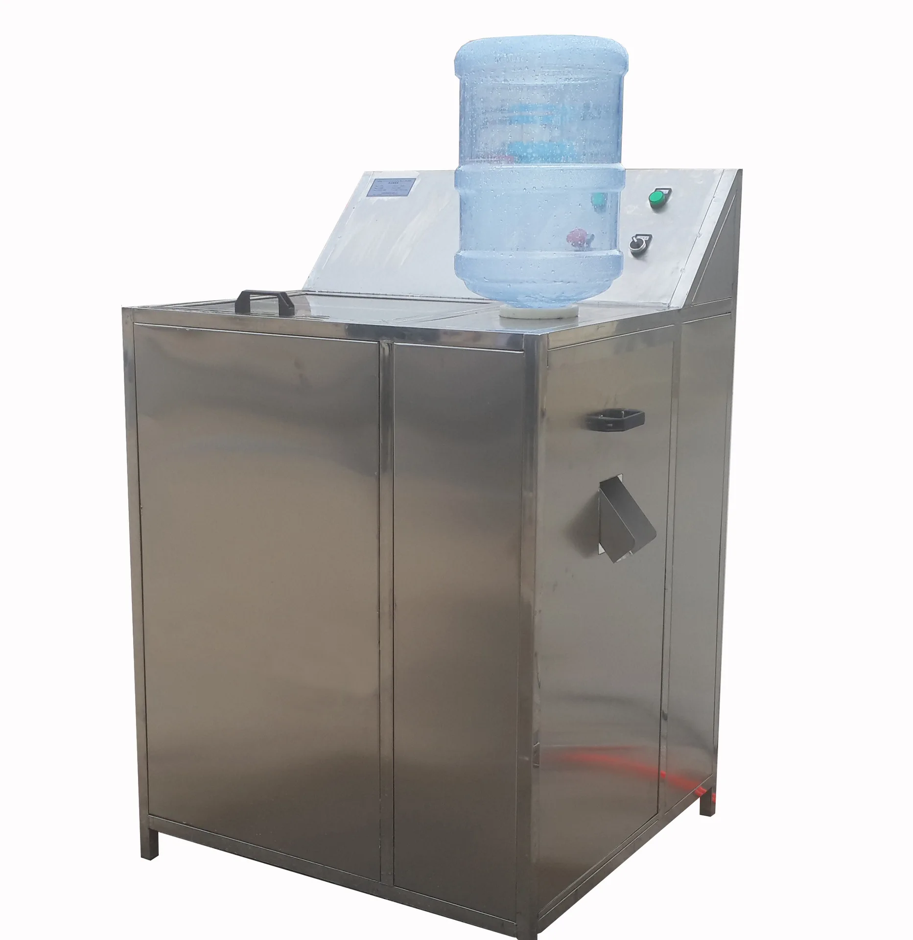 Semi-automatic bucket brushing machine barreled water filling production line manufacturer