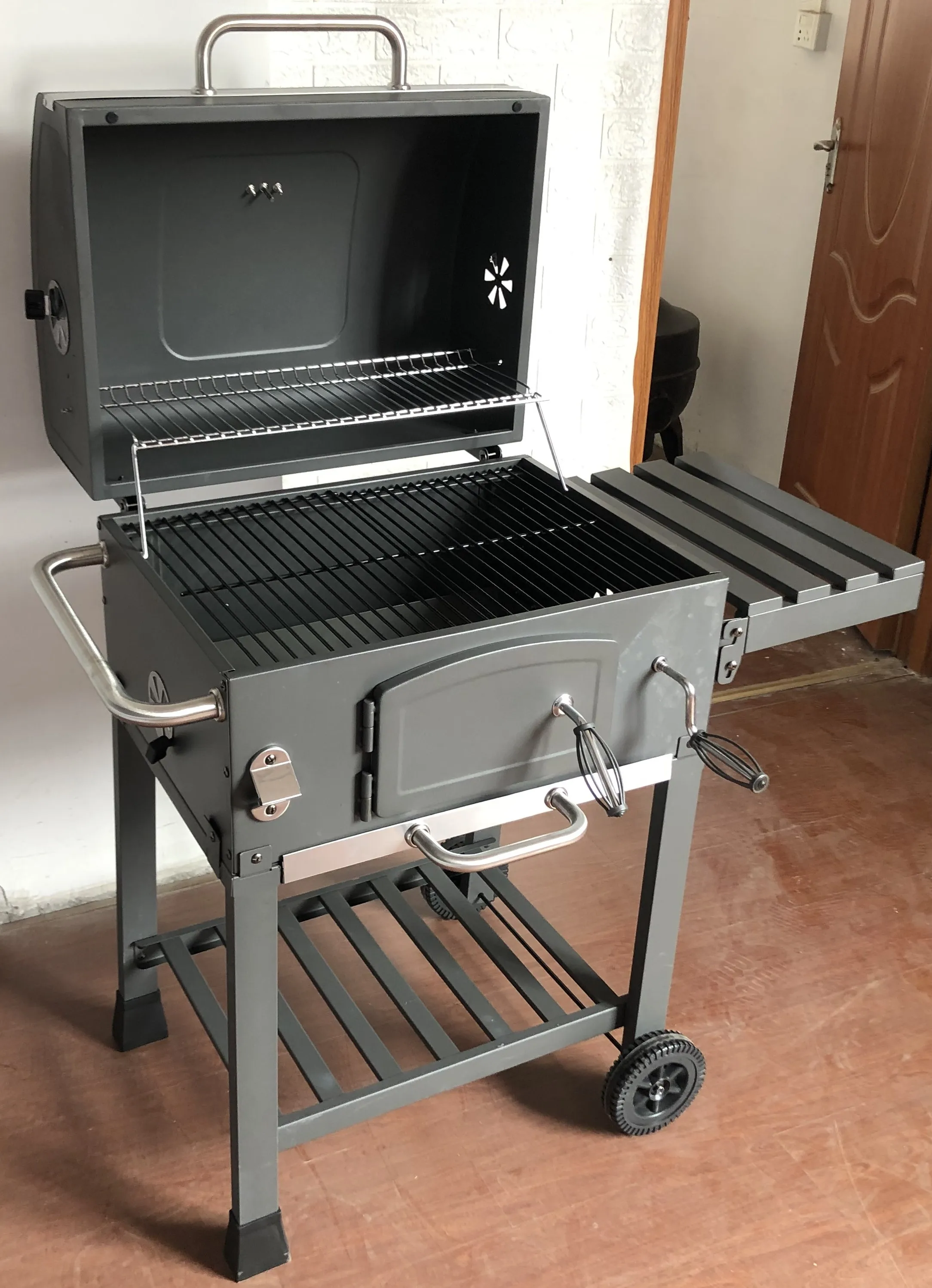 large backyard party Garden charcoal barbecue grill smoker camping outdoor kitchen cart bbq grills trolley with side table