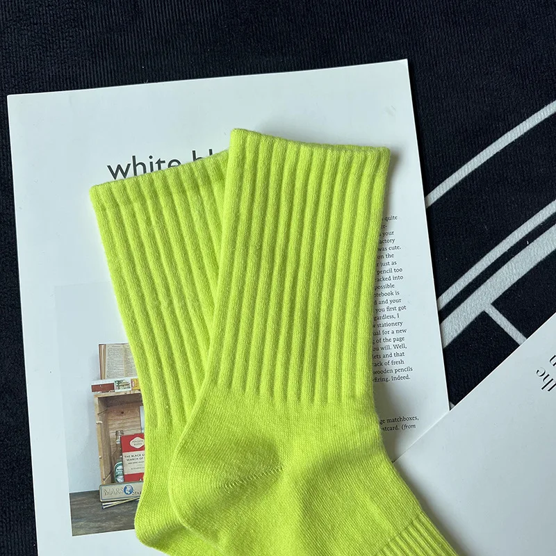 HEHE High Quality Low Moq Wholesale Custom Logo Design Knitting street Hip hop Solid Colorful Men Sport Cotton Crew Socks MEN