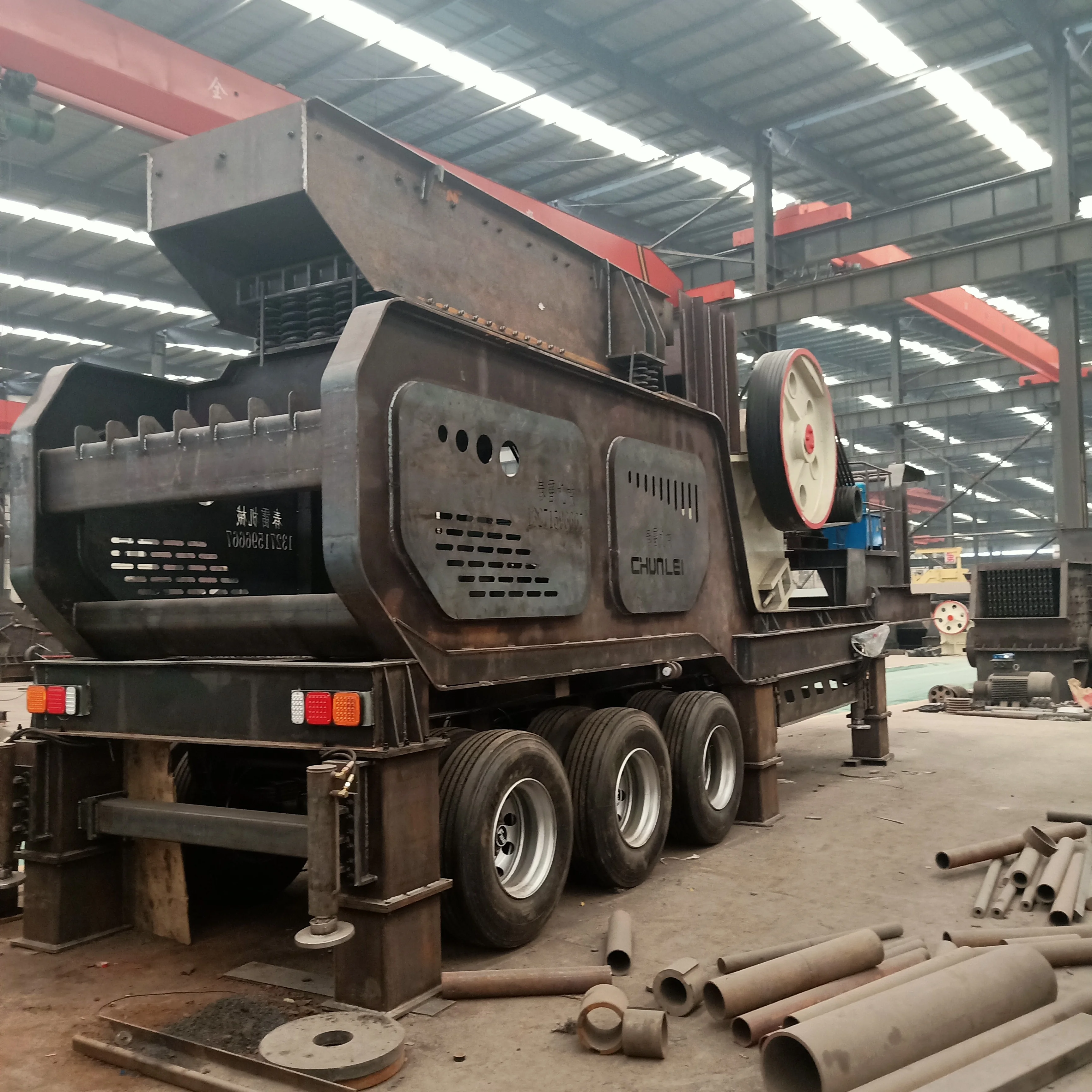 Truck-mounted Crusher for Stone and Quarry Plant