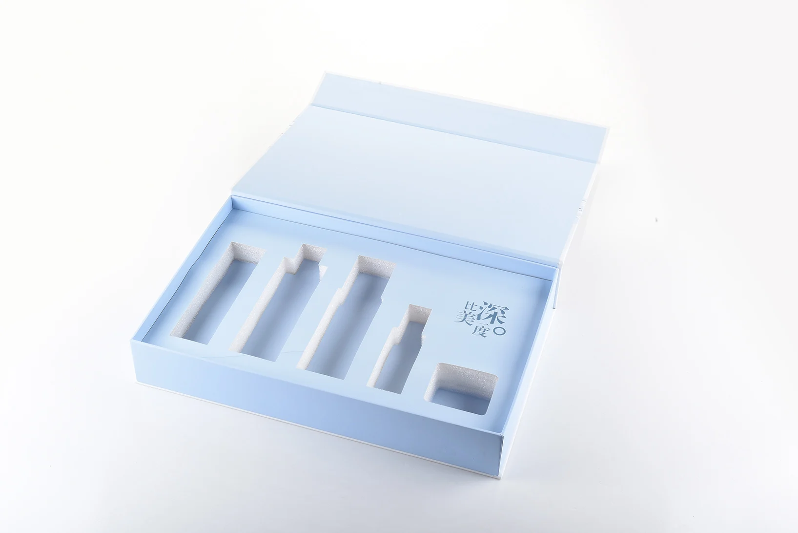 
Custom Packaging White color lid hinge base paper box with foam tray 