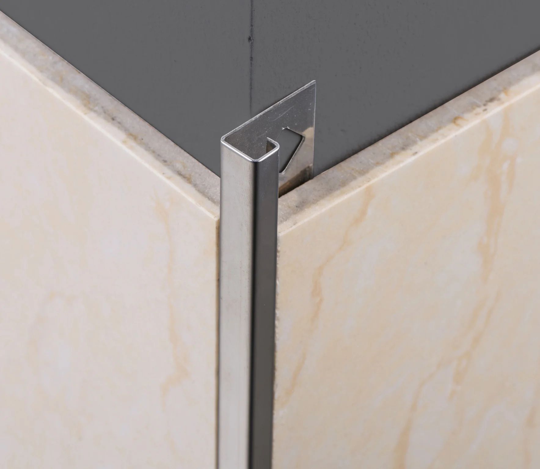 Beautrim Round shaped stainless steel 304  profiles ceramic tile decorative edgings are used at the corner