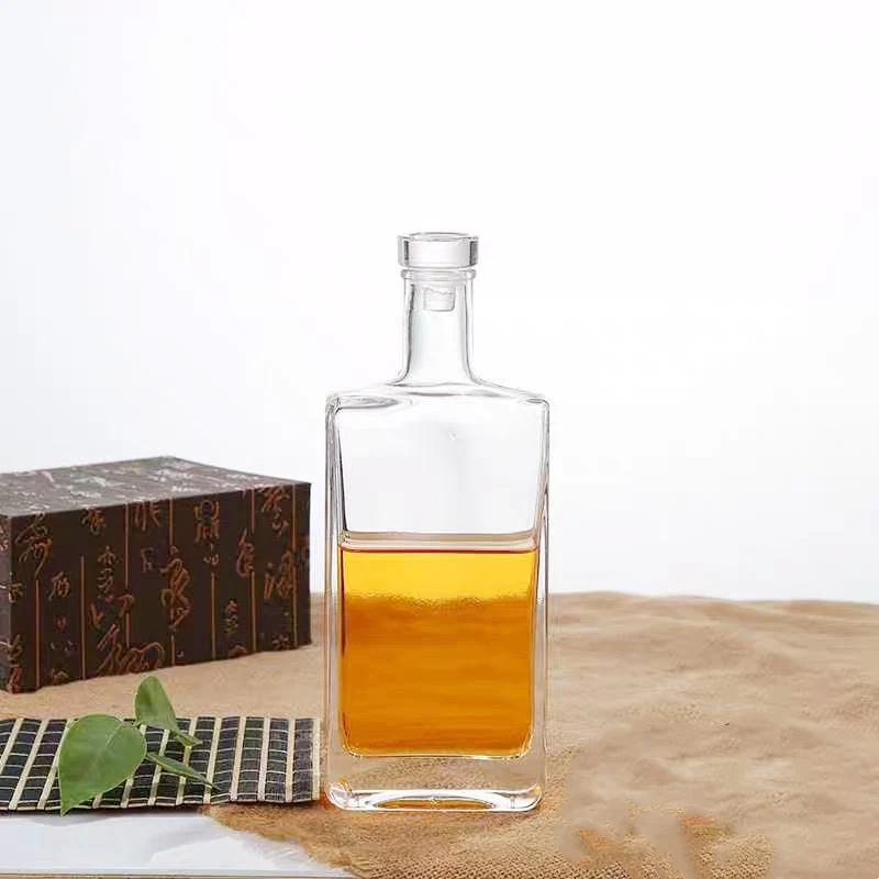 Custom Logo Hot Sale Customizable Flint Empty Heavy Glass Vodka Bottles for Liquor Wholesale