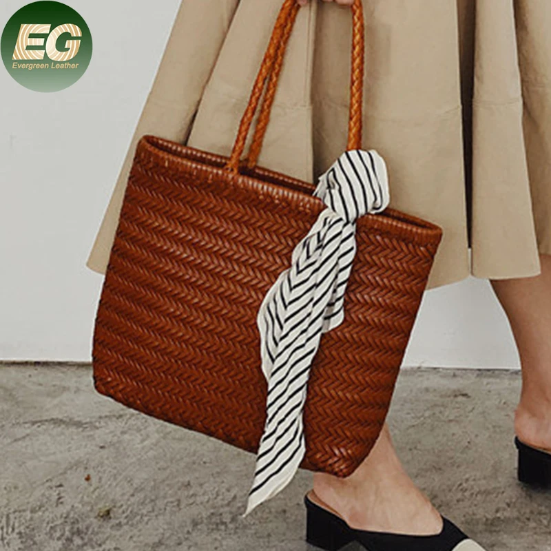 Emg6355 Handmade Rattan Straw Customized Woven Handbags Tote Bag Ladies Bucket Satchel Mini Beach Real Genuine Leather Handbag