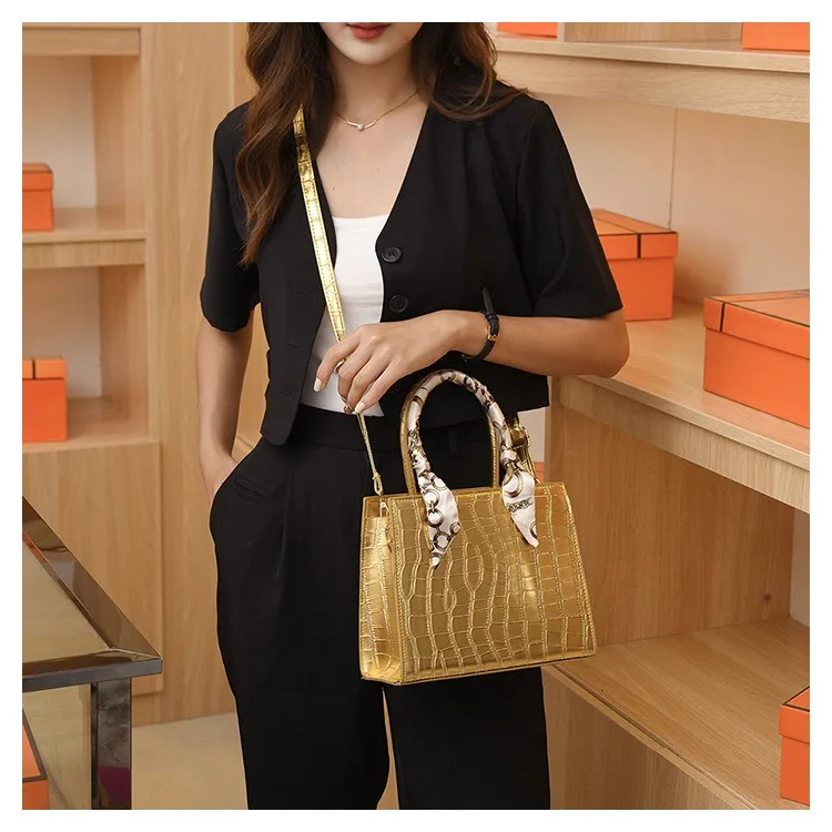 Wholesale fashion small bags ladies with litchi pattern designer handbags famous brands