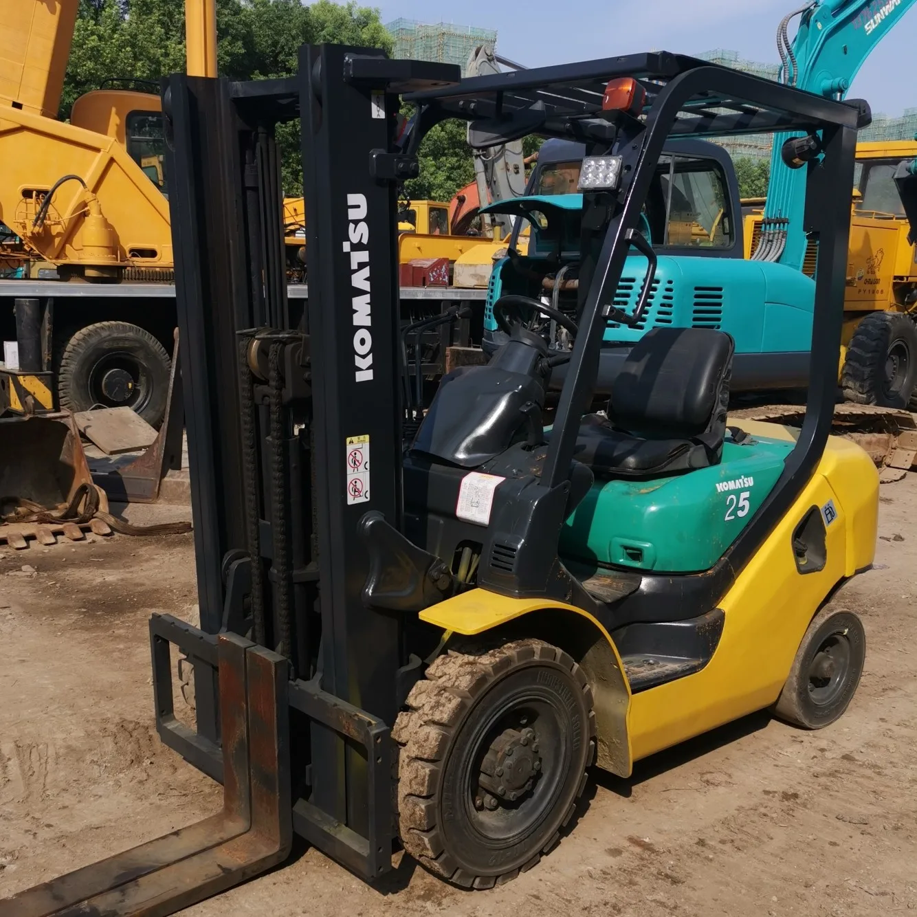 Вилочный погрузчик дизельный Komatsu 2 5 т сделано в Японии высокое качество отличная производительность низкая цена бесплатная доставка для Саудовской Аравии