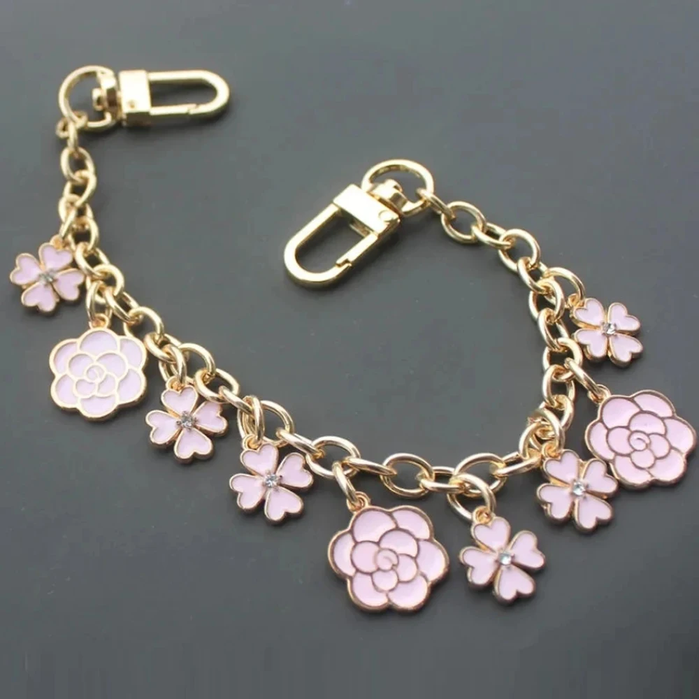 luxury bag charm chain keychain for women Pink Black White flower pendant decoration accessory metal buckle