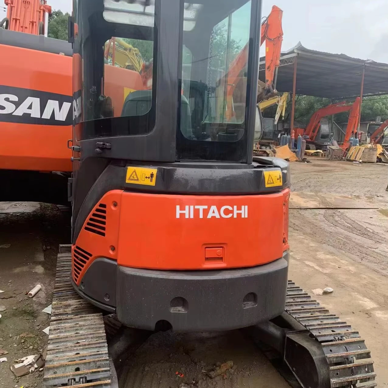 Шанхайский завод японский импортный подержанный экскаватор Hitachi Zx35 Zx35U небольшой 3 5 тонны гусеничный