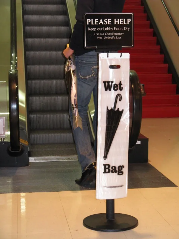 factory customized Chain stores used plastic wet umbrella bags