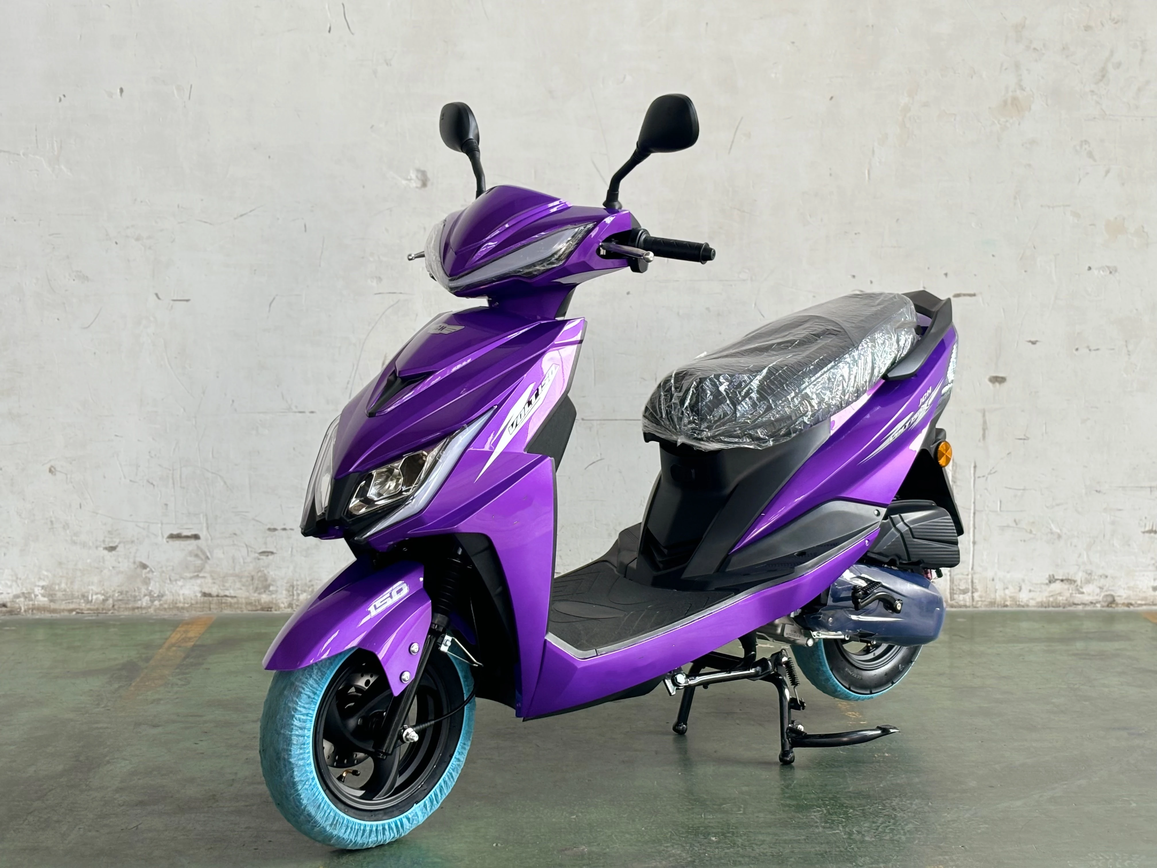 Заводская поставка 4-тактные 125cc 150cc газовые скутеры для взрослых с гидравлическим амортизатором дисковые барабанные тормоза
