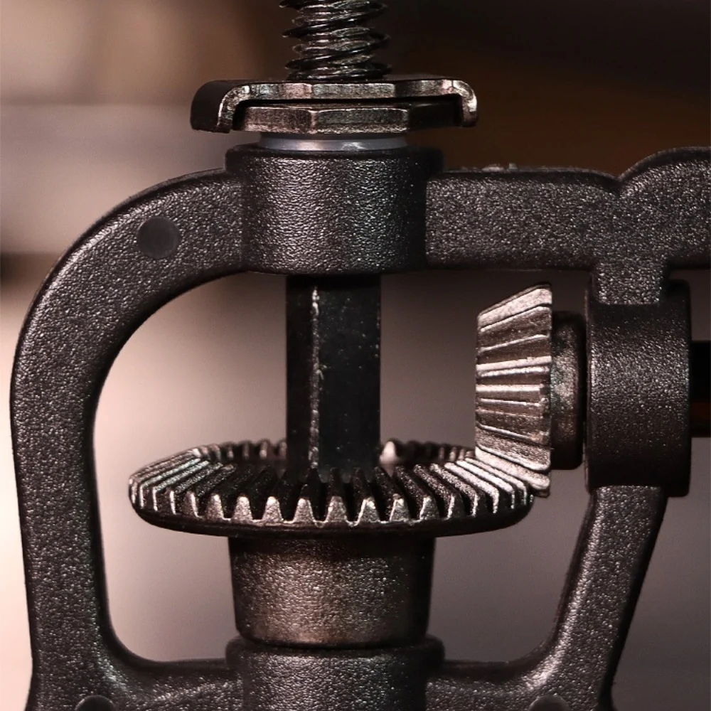 Hot Sale Retro Mill Manual Hand Crank Wooden Handle Classic Vintage Style Mill Coffee Grinder Machine