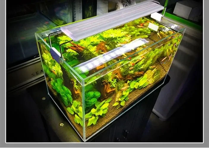 Mini electronic aquarium lamp artificial Aquarium Tropical Fish Decorative Lamp