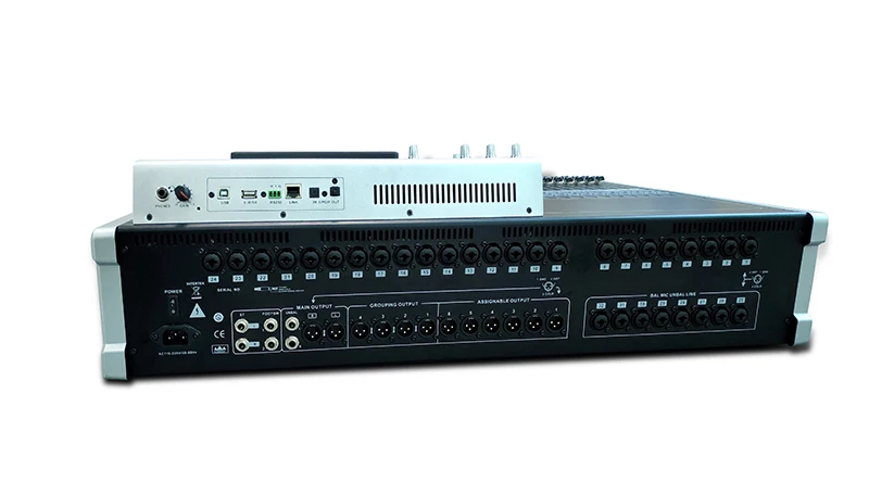  32 канала цифровым микшером со встроенным 4 dual dsp эффектов и мульти-OS операционная