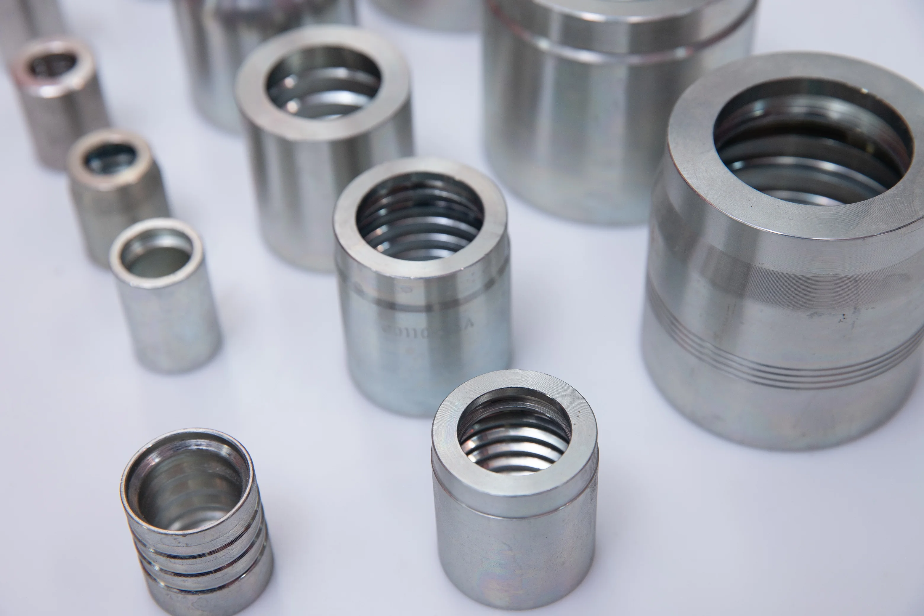 Hydraulic Crimp Hose Endings with Union Connection Square Head Nipple Model Made of Steel and Stainless Steel Casting Technique