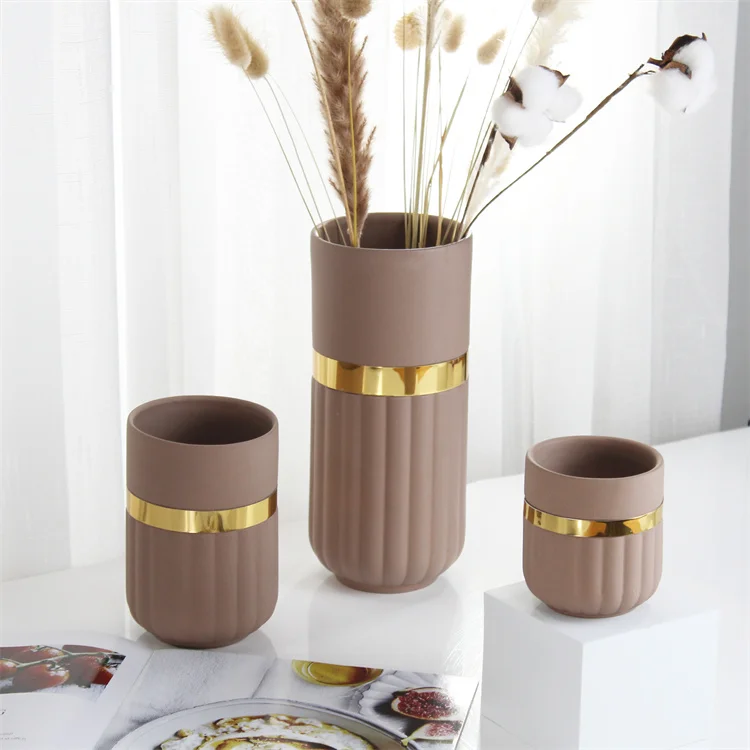 New design nordic style luxury home decor matte glaze gold rim modern plant flower vase for home decor