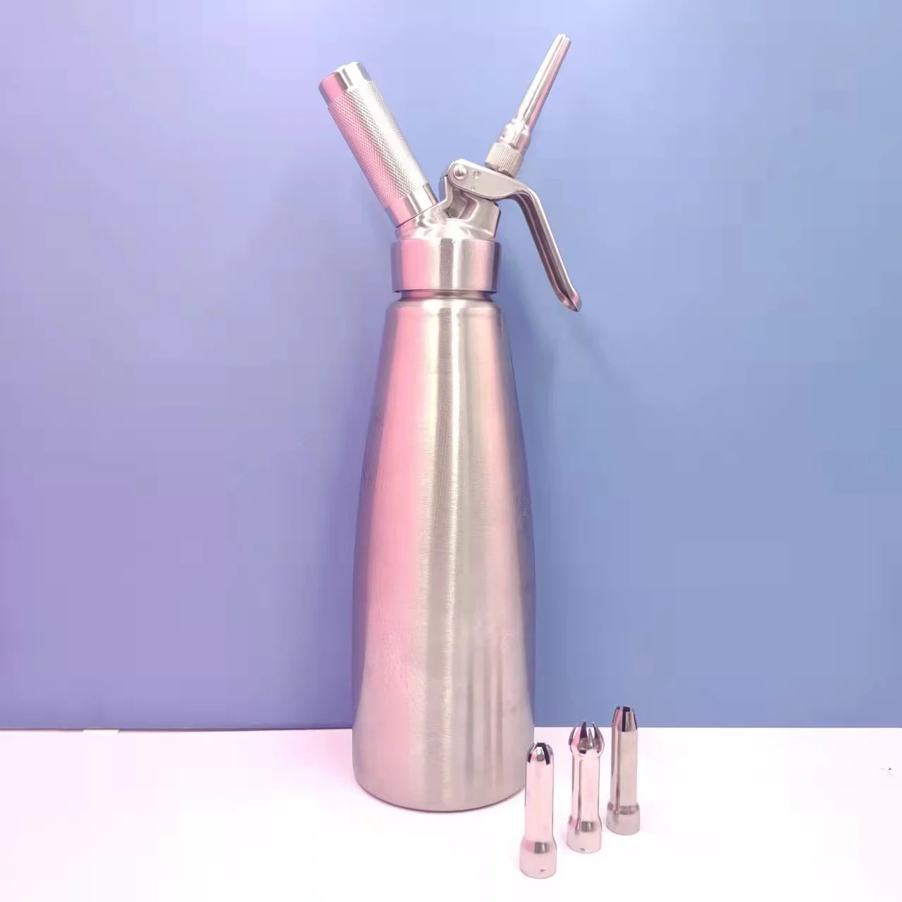 Custom 500ml 1000ml Stainless Steel Nitro Cold Brew Dispenser cream whipper Dessert Tools With Three Stainless Steel Nozzles