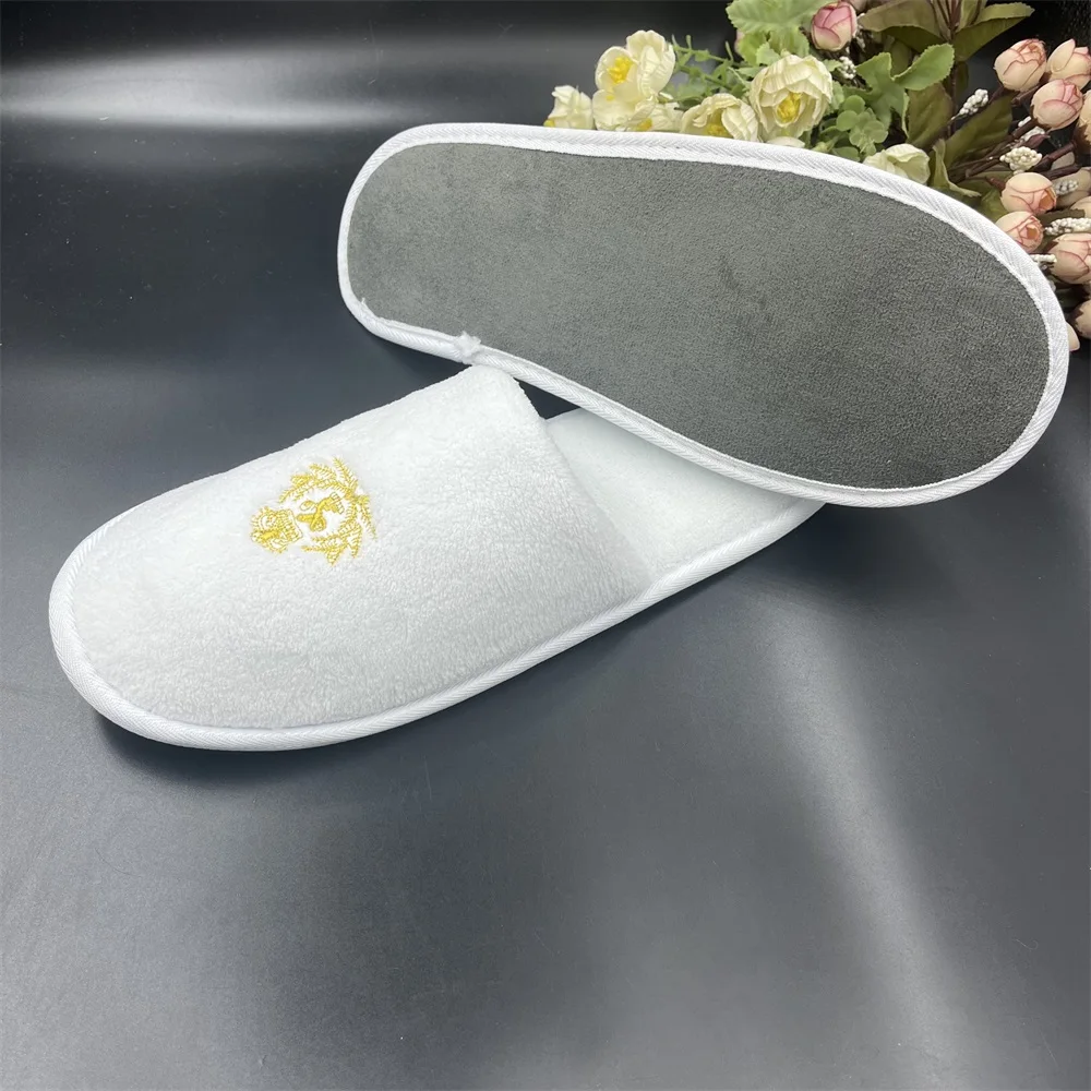 Custom High Quality bulk Luxury 5 star Coral Fleece Slippers with logo Disposable Hotel Spa for men