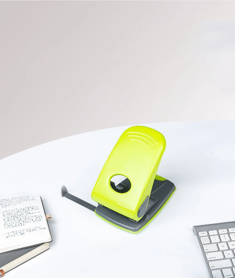 Factory Wholesale Low Price A4 Paper Puncher 2 Holes Stationery Punch High Quality Punch for Paper Crafts Green