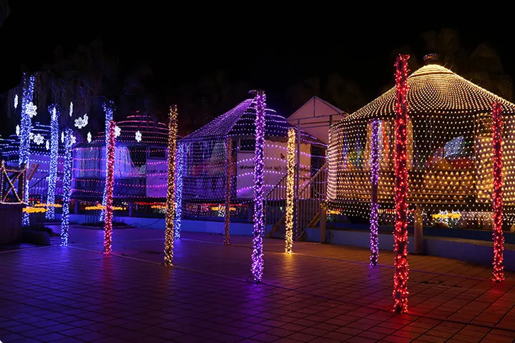 holiday net light.jpg