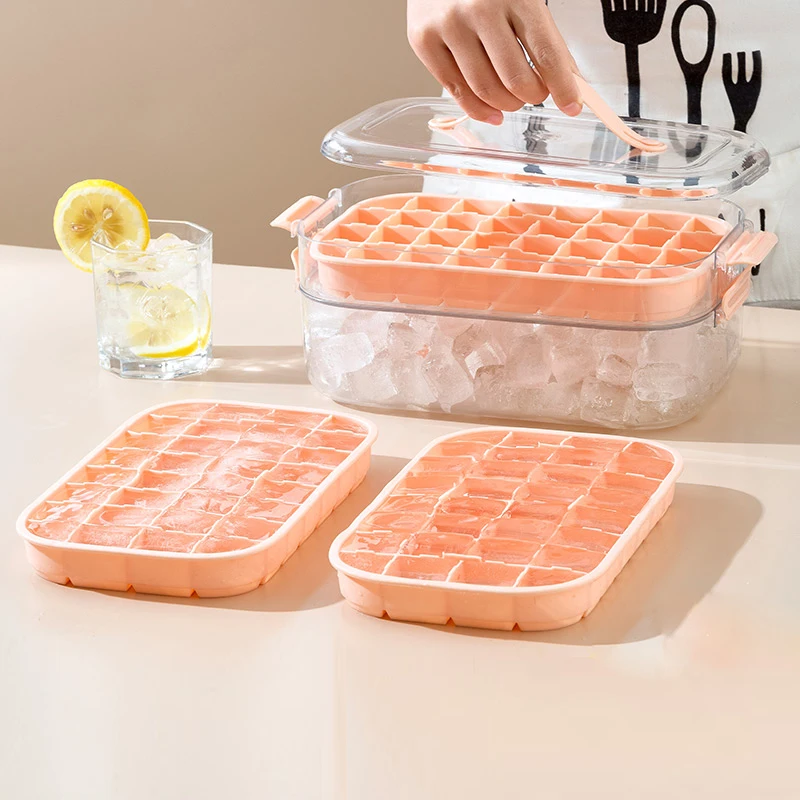 Wholesale BPA Free Ice Cube Silicone Mold Tray With Lid and Storage Box