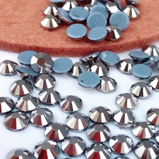 Wholesale Mix Size Strass Flatback Crystal Stone Color Glass Nail Rhinestones 1400 Rhinestones for Nail