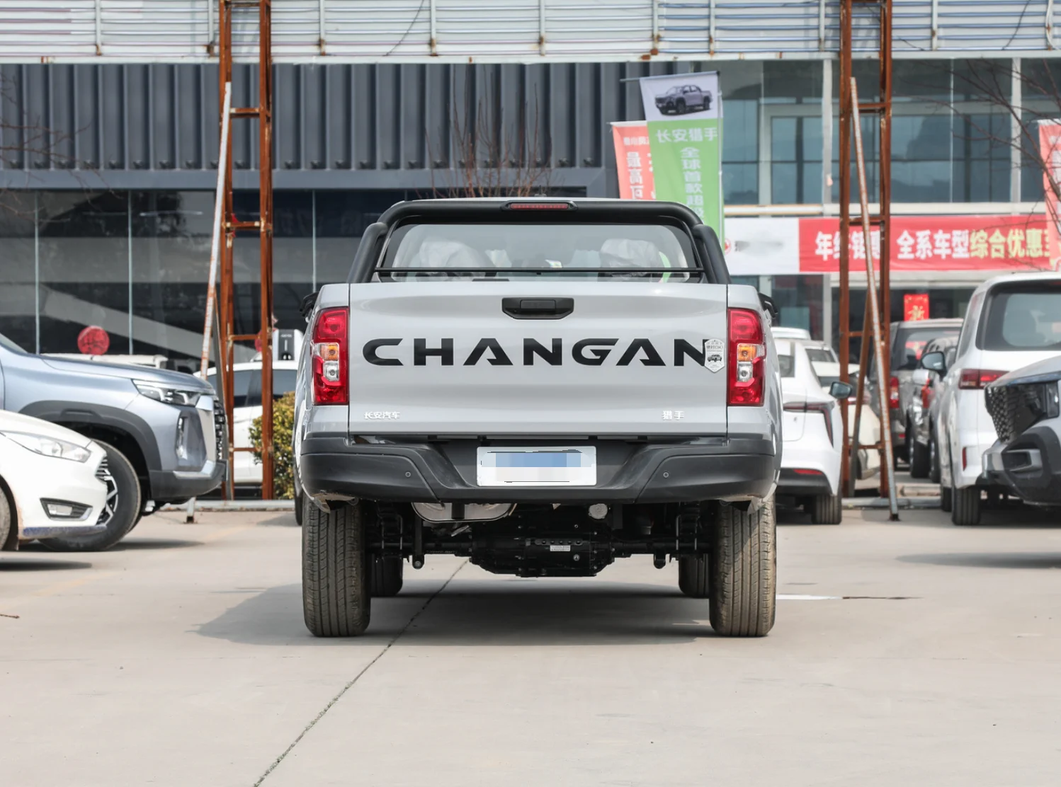 Купите Подержанные пикапы электрический автомобиль 2024 Китайский Пикап toyota Pick Up changan hunter Pickup электромобиль