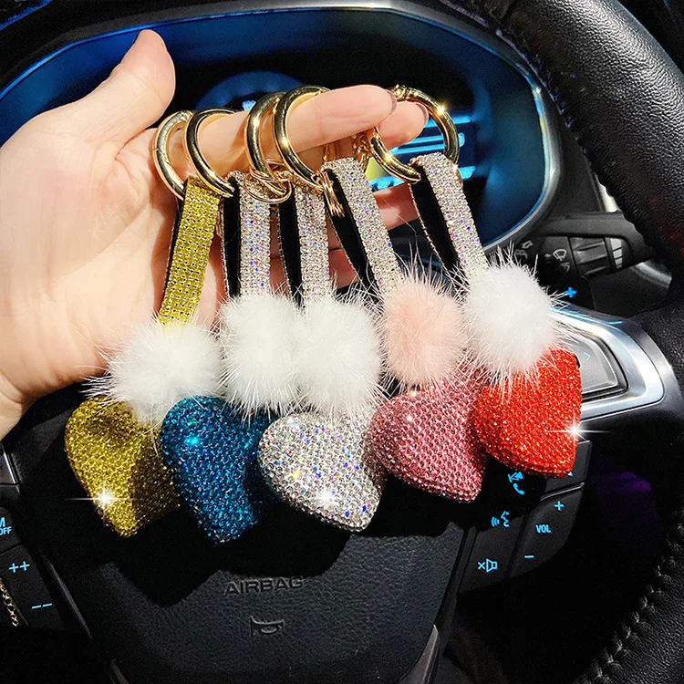 Сплошная Бриллиантовая брелок в виде сердца маленькие свежие блестящие подвесные Сумки из натуральной кожи автомобиля с украшением кристаллов плюшевой подкладкой помпон (KC228C)