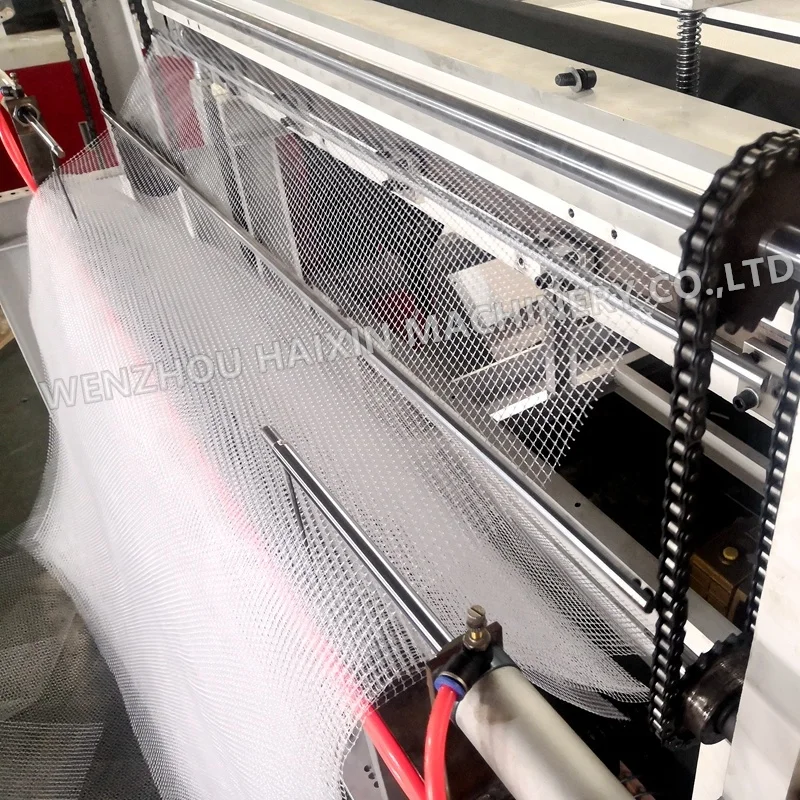 Customer design gridding cutting non woven roll to sheet cutting machine