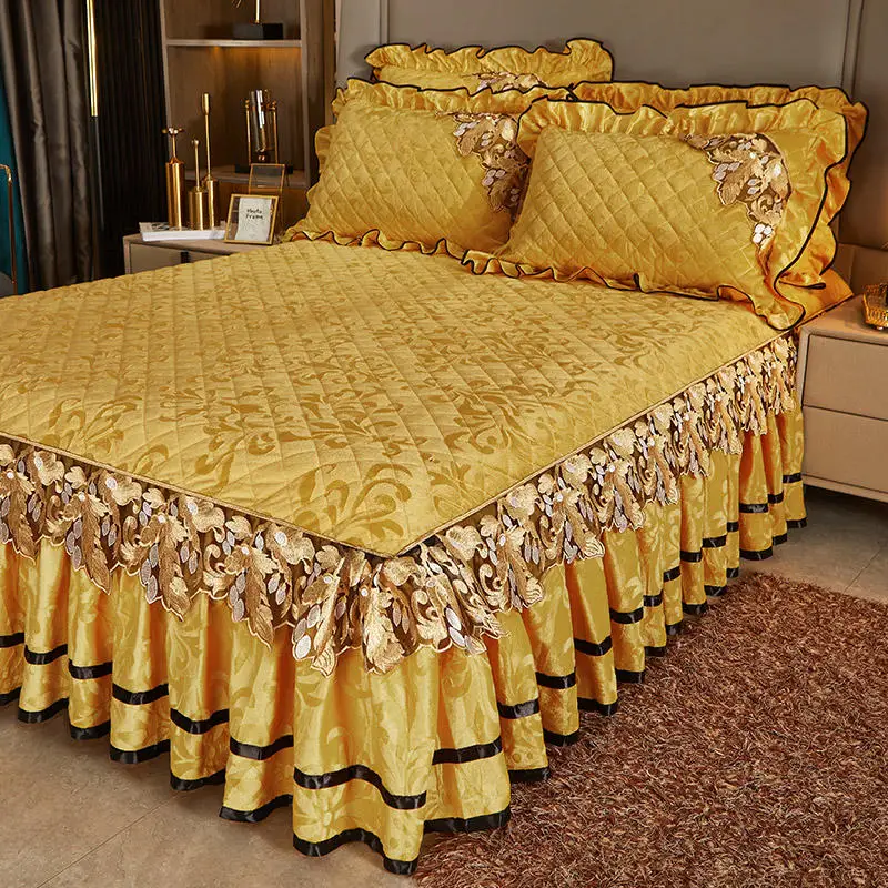 Зимние золотистые желтые бархатные покрывала в американском стиле