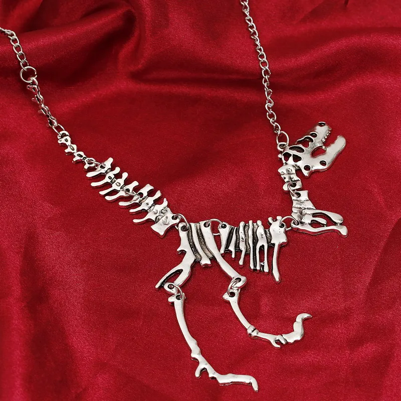 Sexy Long Necklace Gothic Tyrannosaurus Rex Skeleton Dinosaur Pendant Charm Necklace Dragon Bone Alloy Collares Jewelry