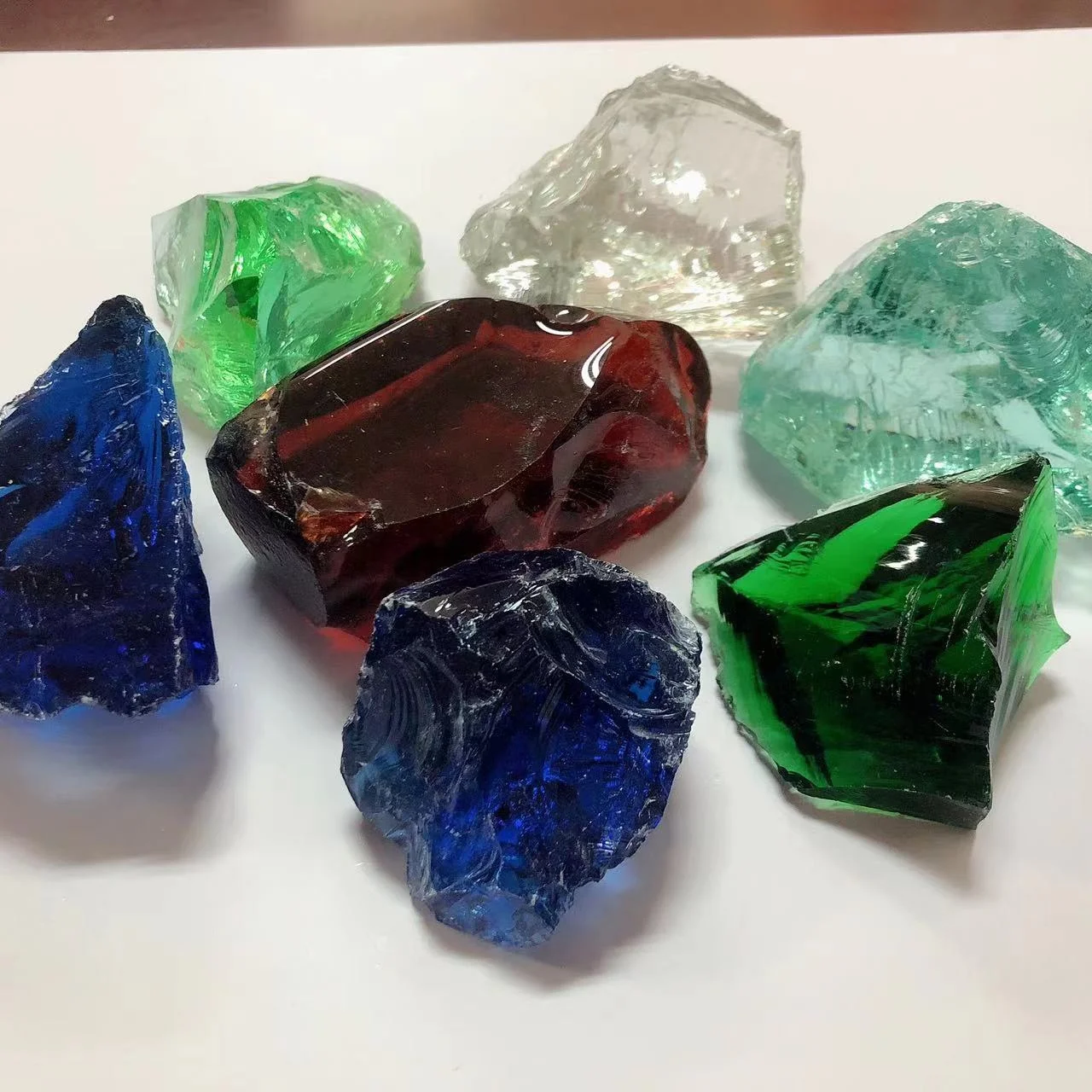 Landscaping natural decorative park and garden slag glass rocks