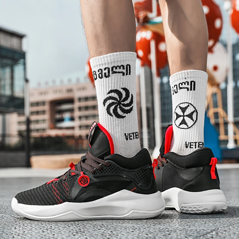 Suppliers Wholesale Men Fashion Sports Style Sneakers Non Slip Basketball Shoes