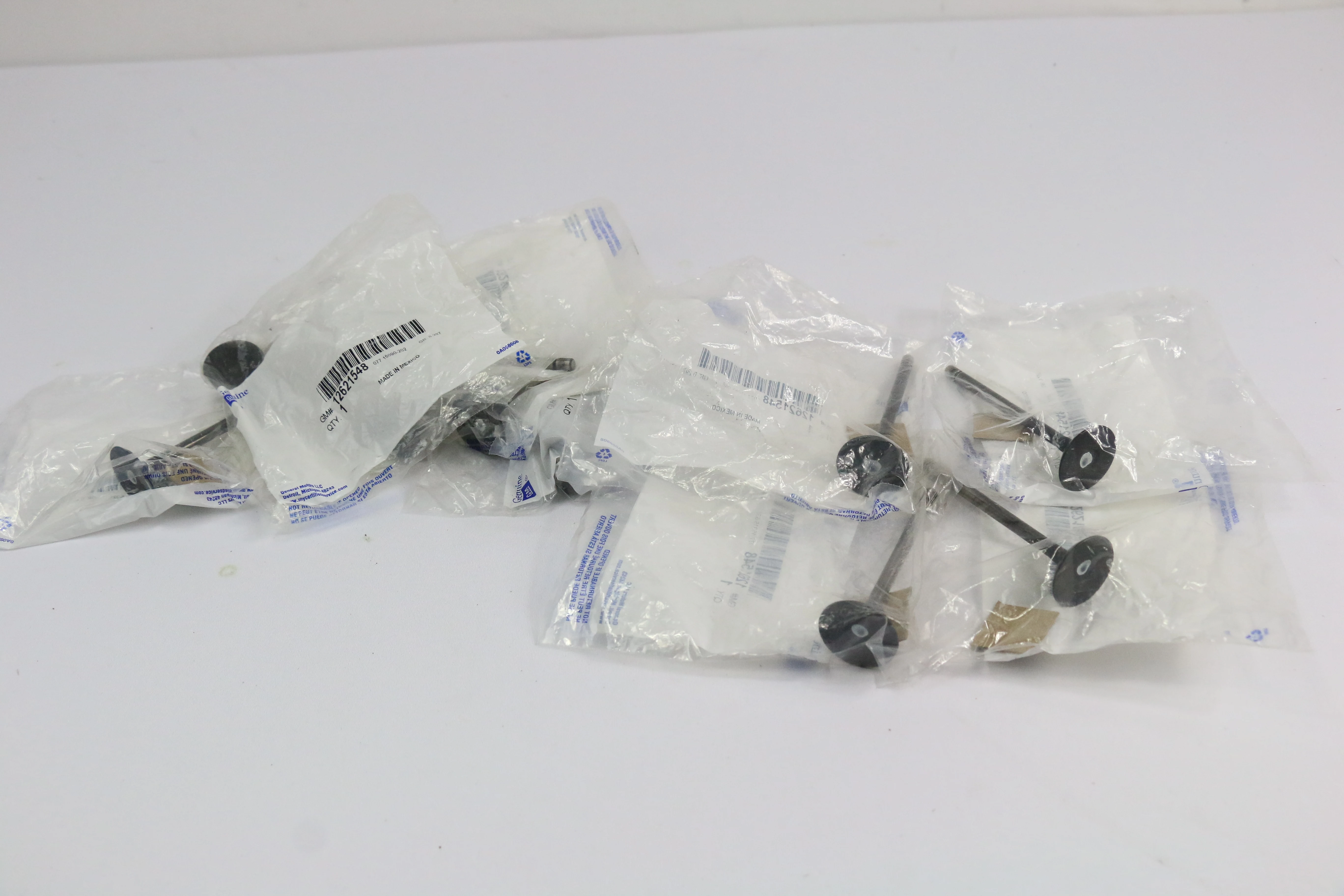 Auto Parts Engine Exhaust Valve GM 12621548 HIGH QUALITY For Buick Lacrosse 3.0