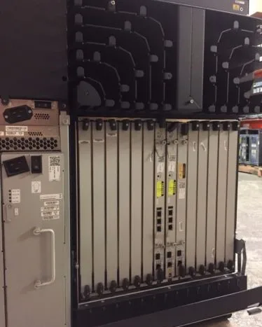 Можжевельник MX960 переменного тока Базовый Комплект маршрутизатор