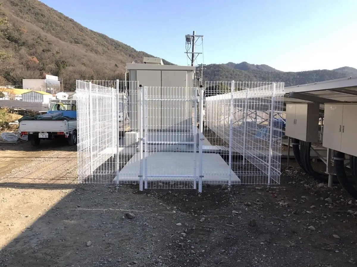 Solar ground  Mesh Fence  stainless steel wire  Hot-Dip Galvanized  Steel trellis