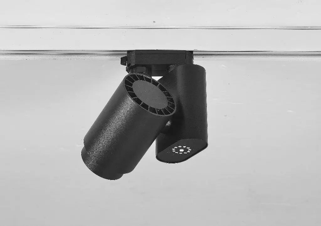 Focus lamp 10w 20w 30w 10-60 degree zoomable adjustable COB led track spot light