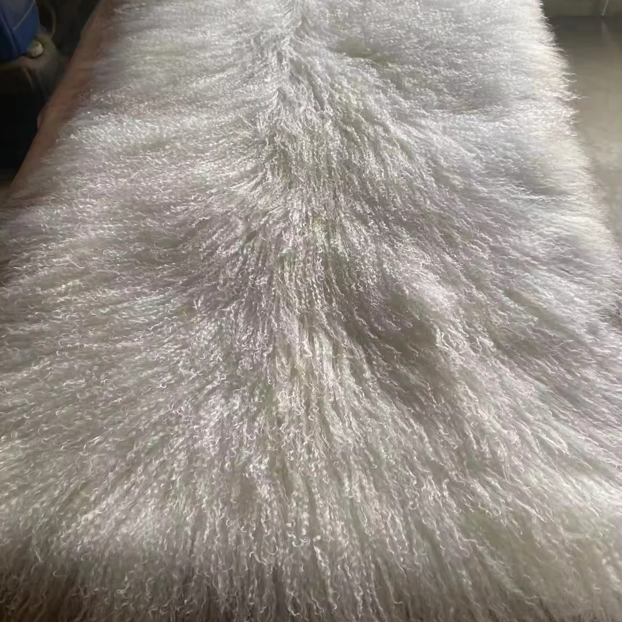 Top quality long hair curly real tibetan mongolian lamb fur plate
