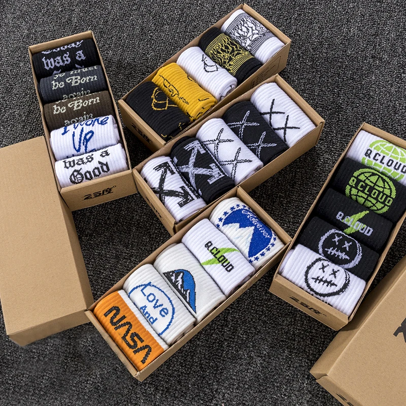 Custom OEM 5 pairs of boxed BCI cotton street skateboard stockings funny happy ankle crew socks for men and women