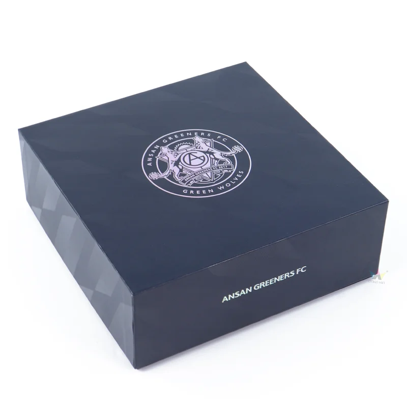 Wedding Sketch Gift Box with Changeable Ribbon and Magnetic Closure Luxury Packaging Fold Sturdy Storage Box