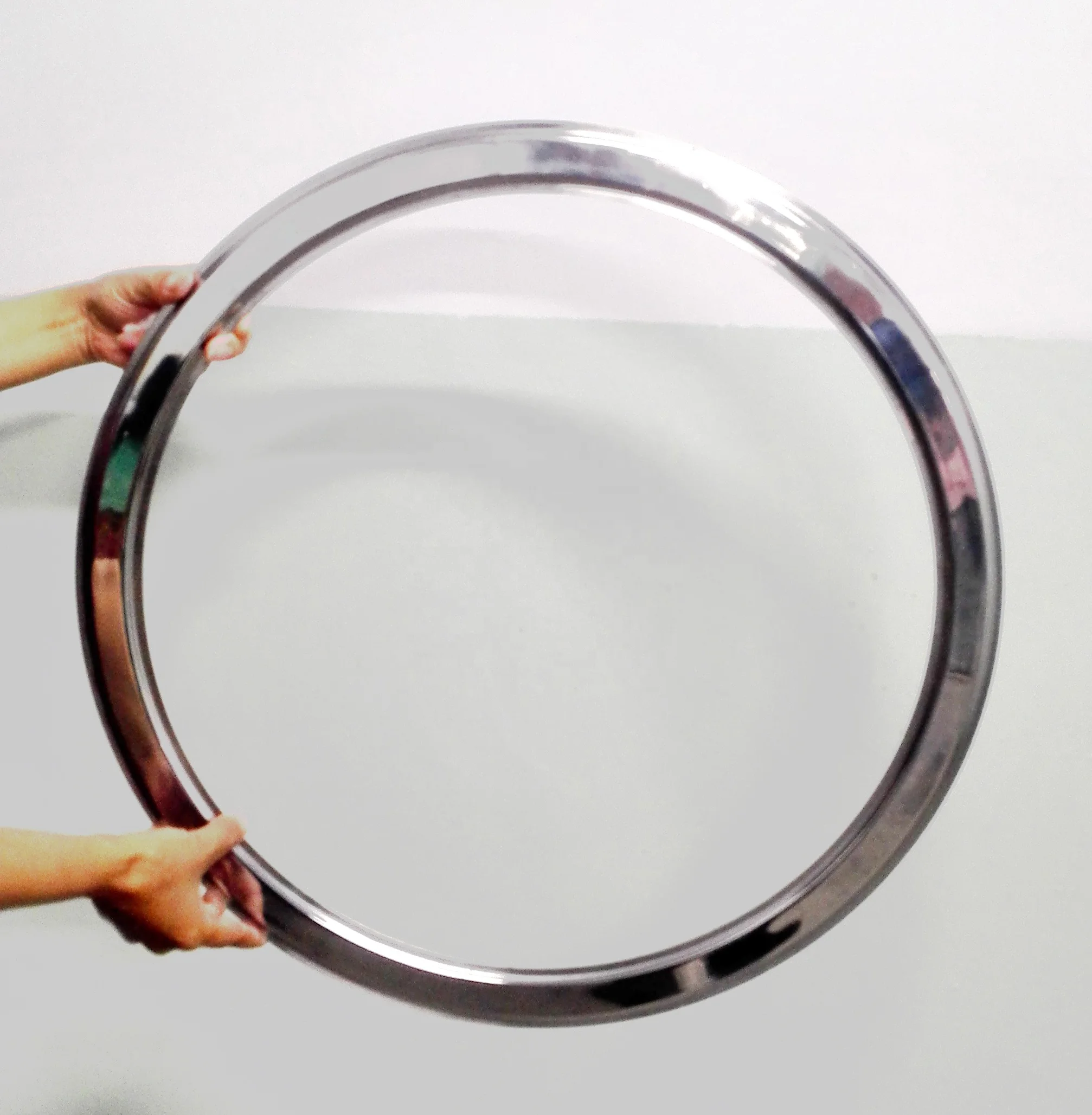 
Spinneret for dry wet spinning 