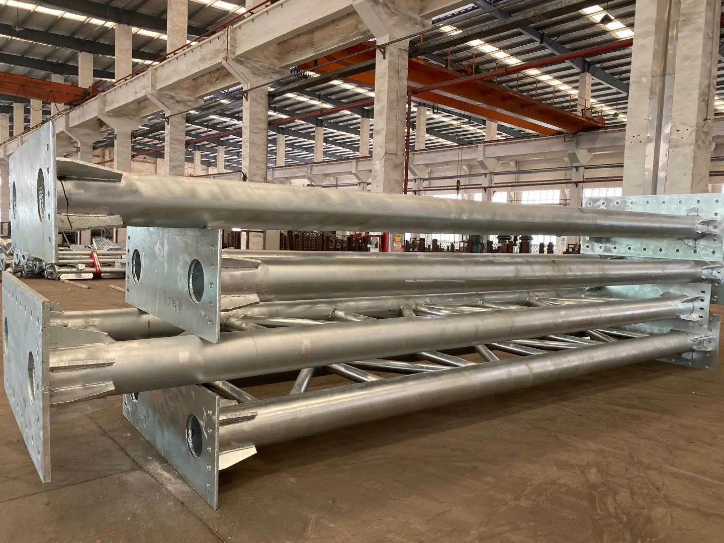 Стальной светильник Q235 для наружного освещения, однорычажный шоссейный полюс, оцинкованный уличный светильник, китайский завод