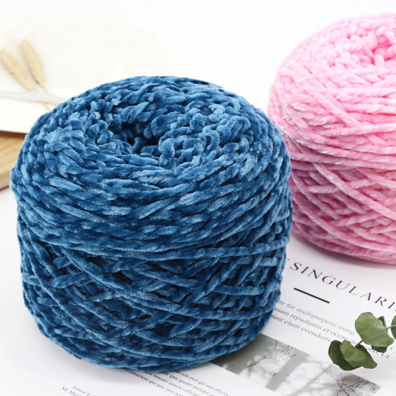 3ply 200g Roll 5mm Chunky Crochet Knitting Soft Velvet Plush Minky Chenille Fancy Yarn for Craft Amigurumi Blanket Yarn