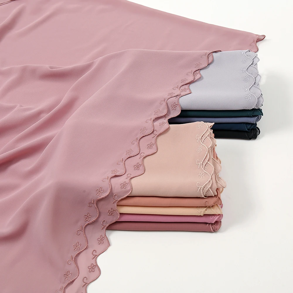 Оптовая продажа Женский мусульманский модная плотная Вышивка Край шали пузырь шифон Хиджаб