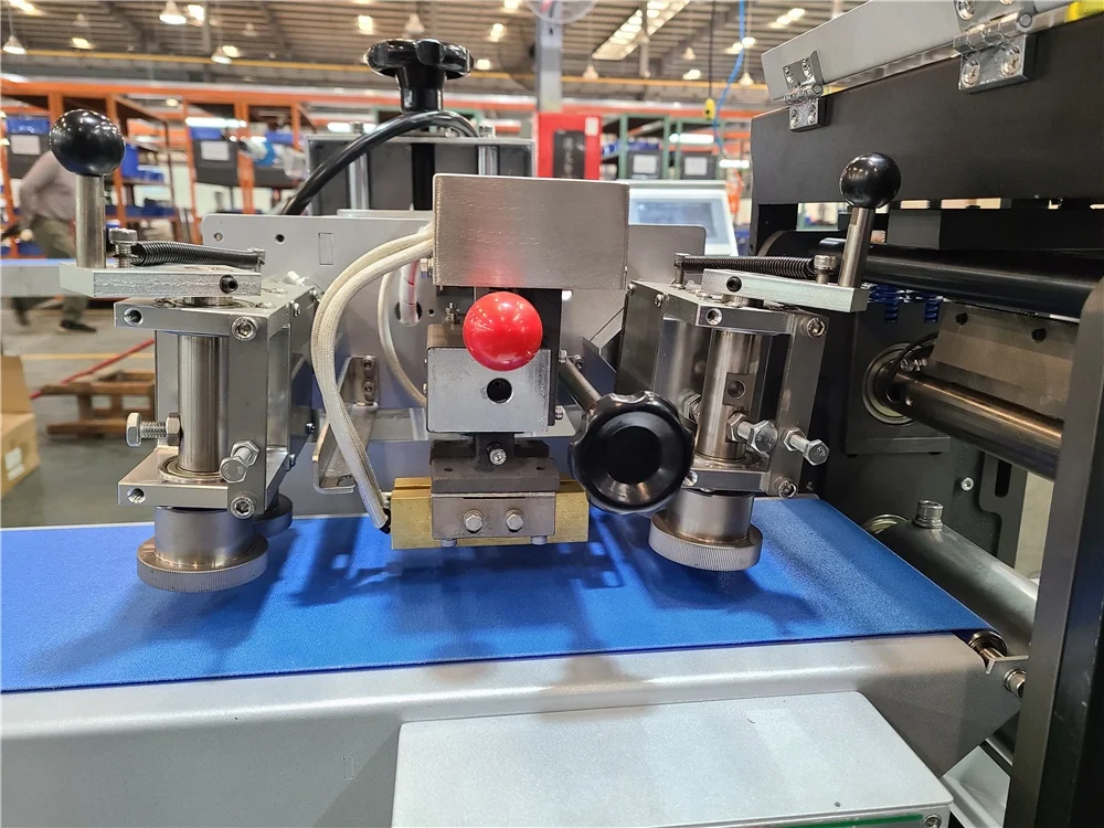 Bouffant-cap disposable slippers packing machine toothbrush agarbatti packaging machinery for hotel amenities