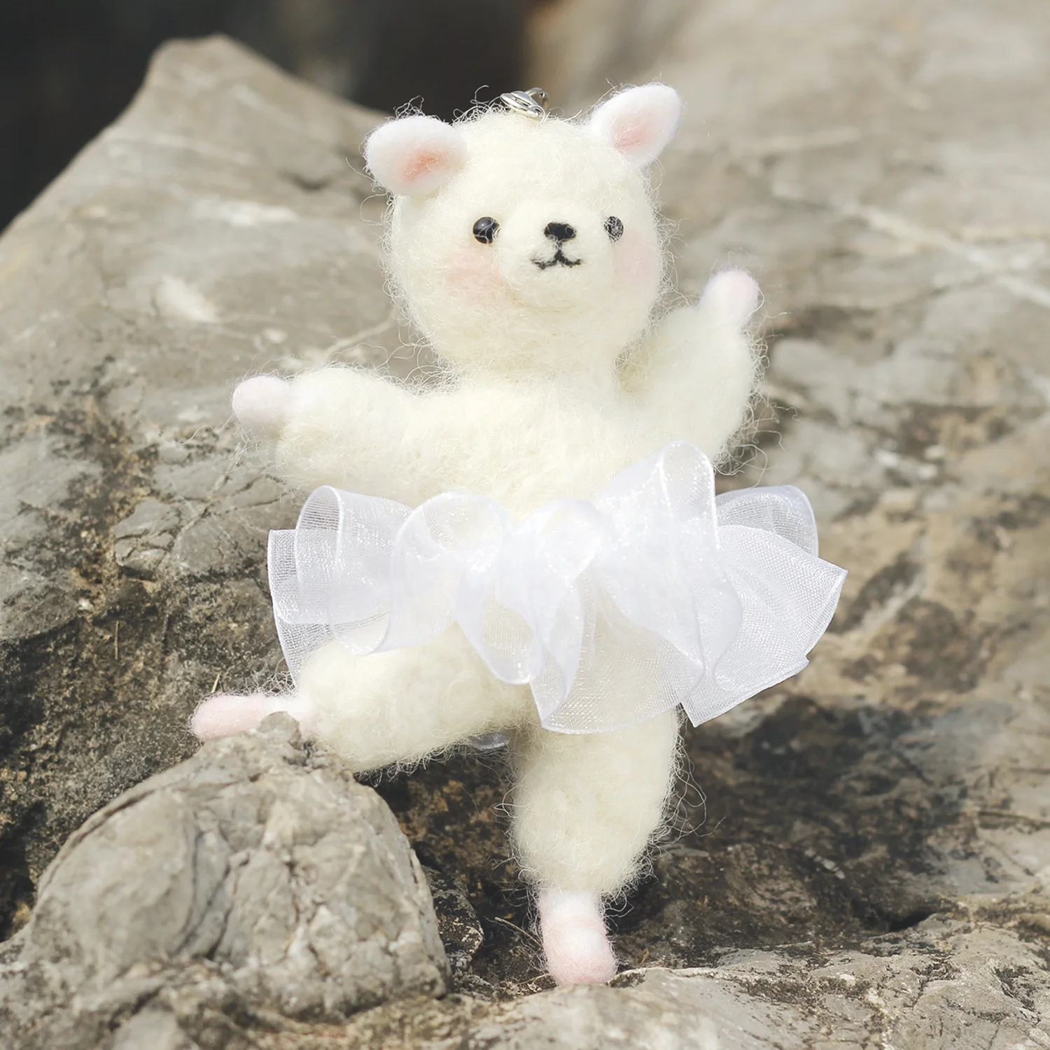 Needle Felting Starter Kit DIY Wool Felt Crafts Set Custom Ballet Dancing Alpaca 3D Animals from Manufacturing Factory