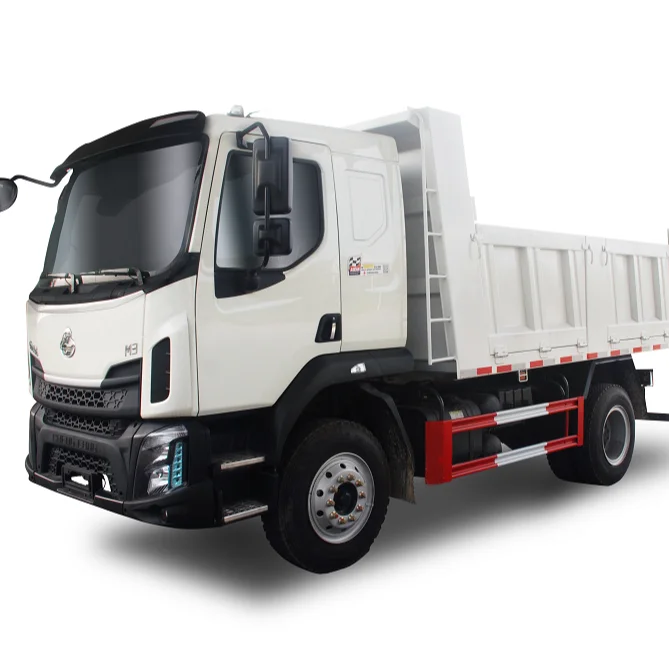 Left Steering Automatic Dongfeng Mini Tractor Chenglong Tractor Trucks 4*2 M3 CNG Type Engine Semi Trailer Tractor Truck 10 4X2
