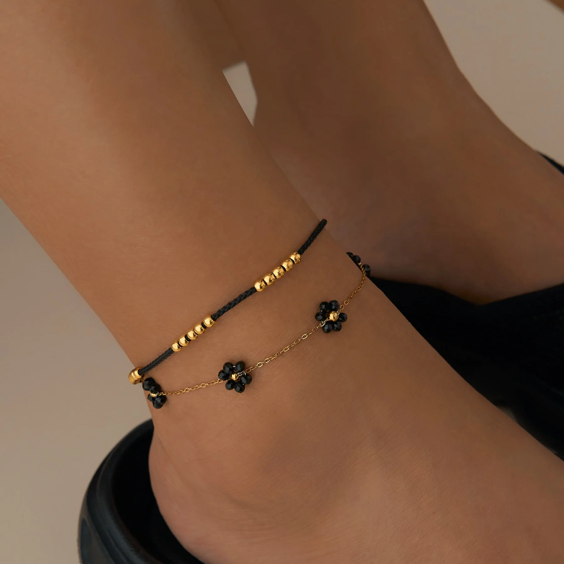 Dazan New Summer HOT Ins 18k Gold Plated Tarnish Free Stainless Steel Black Natural Stone Bead Daisy Flower Handmade Anklet
