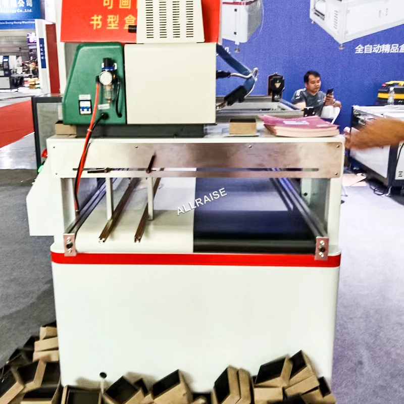 Factory Price Glue Spraying Machine Glue Dispensing Machine Hot Melt Glue Machine For Wood Box